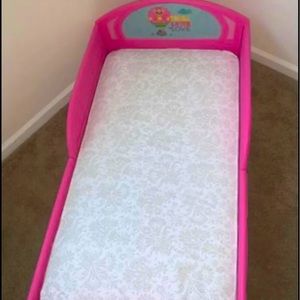 Trolls Toddler Bed